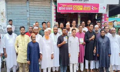 প্রচারণায় ব্যস্ত চেয়ার প্রতীকের সভাপতি পদপ্রার্থী