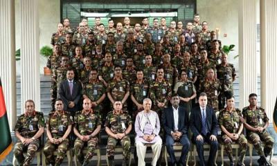 ‘সৎ ও রাজনৈতিক মতাদর্শের ঊর্ধ্বে থাকা অফিসাররা পদোন্নতির দাবিদার’