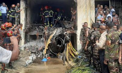 উত্তরায় প্রশিক্ষণ বিমান বিধ্বস্তে নিহত বেড়ে ২০