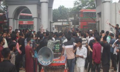 সাজিদ আব্দুল্লাহর মৃত্যু নিয়ে নতুন তথ্য, ইবিতে ফটক আটকে বিক্ষোভ