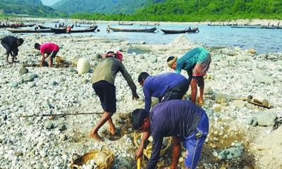 পাথর লুটপাট নিয়ে তদন্ত প্রতিবেদনে এল জড়িতদের নাম