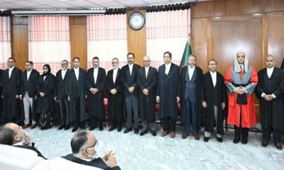 শপথ নিলেন হাইকোর্টের নতুন ২৫ বিচারপতি