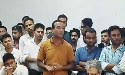 ঢাবি ভিসিকে ‘জামায়াতি প্রশাসন’ আখ্যা ছাত্রদলের