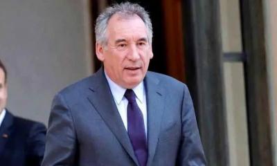 এবার ফ্রান্সের প্রধানমন্ত্রীর পদত্যাগ