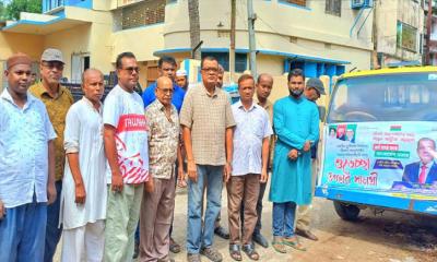 মৌলভীবাজারের দুই উপজেলায় ৩২৩ পূজামণ্ডপে তারেকের খাদ্যসামগ্রী উপহার