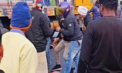 নীলফামারীতে ট্রাকচাপায় ইপিজেড শ্রমিকের মৃত্যু