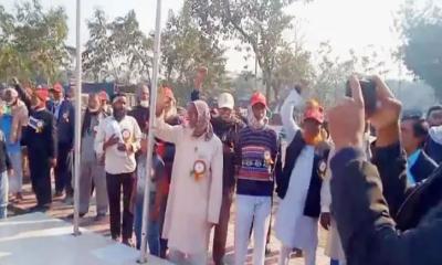 ঈশ্বরদীতে বিজয়স্তম্ভে মুক্তিযোদ্ধাদের জয় বাংলা স্লোগান নিয়ে উত্তেজনা