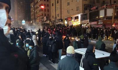 ইরানে বিক্ষোভকারীদের লক্ষ্য করে ছোড়া হচ্ছে গুলি, ২ হাজার নিহতের শঙ্কা