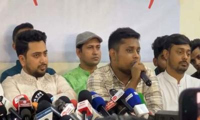 ২৫ কোটি টাকা নেওয়ার বিষয়ে প্রতিক্রিয়া জানালেন হাসনাত আবদুল্লাহ