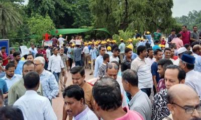 জিয়া উদ্যানে নেতাকর্মীদের ঢল, প্রতিষ্ঠাবার্ষিকীতে উৎসবের আমেজ