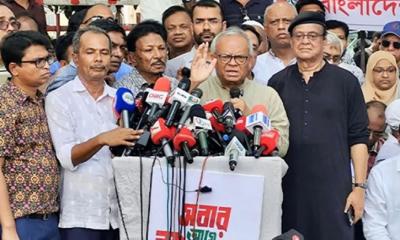 প্রধানমন্ত্রী ব্রিকসে না যাওয়ায় বিদ্যুৎ বন্ধ করে দিয়েছিল আদানি: রিজভী