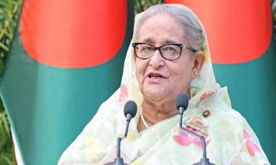 ‘ড. ইউনূস শ্রম আইনে দণ্ডিত, সরকারের কিছু করার নেই’