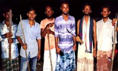 ডাকাত আতঙ্কে তিন ইউনিয়নের মানুষ, মসজিদে মাইকিং