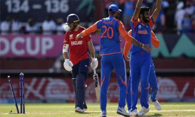 ইংল্যান্ডকে গুড়িয়ে দিয়ে ফাইনালে ভারত