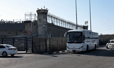 ১০ বছর পর ইসরাইলি কারাগার থেকে মুক্তি পেলেন ফিলিস্তিনি যুবক