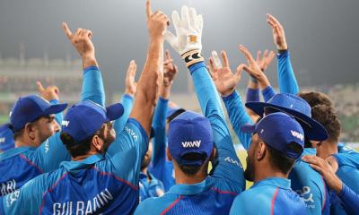 ইংল্যান্ডকে বিদায় করে অস্ট্রেলিয়ার অপেক্ষায় আফগানিস্তান