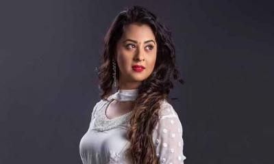 সন্তানের কথা বলতেই কেঁদে ফেললেন বুবলী