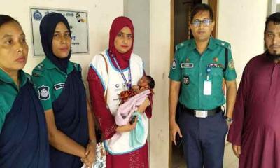 বরিশালে মসজিদের দোতলায় মিলল ফুটফুটে নবজাতক
