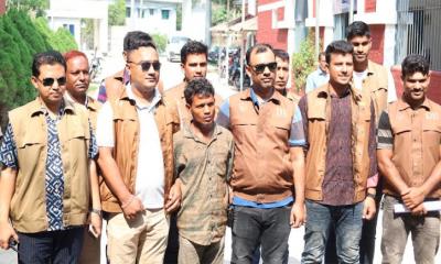 মানসিক চাপ থেকে মুক্তি পেতেই স্ত্রীসহ দুই সন্তানকে খুন