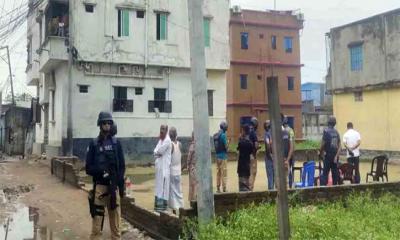 রূপগঞ্জের ‘জঙ্গি আস্তানা’ থেকে তিন বোমা উদ্ধার