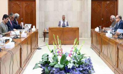 পতিত সরকারের রেখে যাওয়া ভঙ্গুর অর্থনীতি ঘুরে দাঁড়িয়েছে