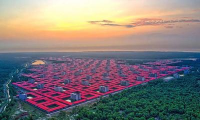 ভাসানচরের রক্ষণাবেক্ষণ ও ব্যবস্থাপনার দায়িত্বে নৌবাহিনী