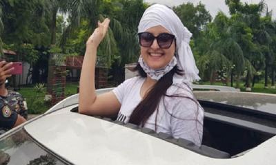 জেলজীবনের বই লেখা নিয়ে কটূক্তির স্বীকার পরীমনি