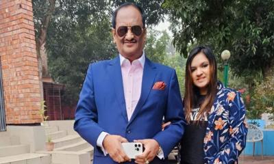 নিজেদের সফল দম্পতি দেখানো থেকে বিরত থাকবেন