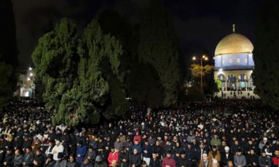 আল-আকসায় ৯০ হাজার ফিলিস্তিনির তারাবির জামাত