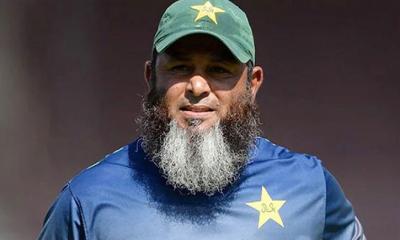 বাংলাদেশ দলের নতুন স্পিন কোচ মুশতাক আহমেদ