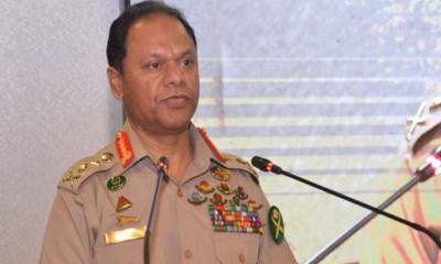 এক বন্ধুরাষ্ট্রকে খুশি করতে গিয়ে যেন অন্যের বিরাগভাজন না হতে হয়