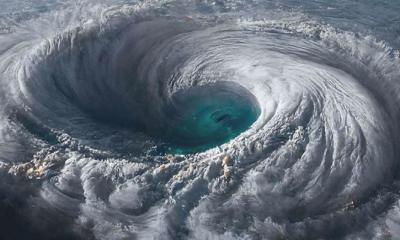 ‘চোখ’ ফুটেছে রেমালের, প্রবল শক্তি নিয়ে এগুচ্ছে উপকূলে