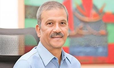 আসিফ নজরুল কি করেছে?