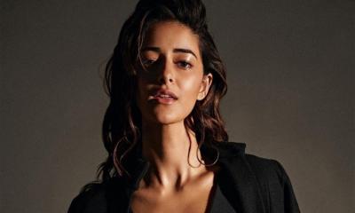 নেচে ট্রোলের মুখে অনন্যা পান্ডে