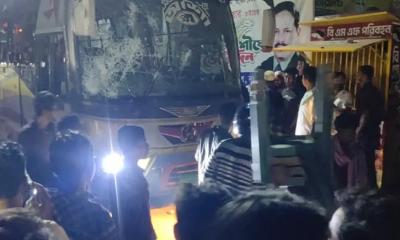 দফায় দফায় সংঘর্ষ, অর্ধশতাধিক বাস ভাঙচুর