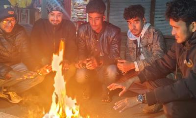 শীতের দাপটে থমকে যাচ্ছে উপকূলের জনজীবন