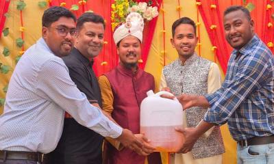 বিয়েতে অকটেন উপহার