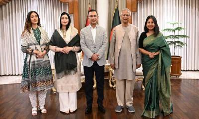 স্ত্রী-কন্যাসহ প্রধান উপদেষ্টার সঙ্গে তারেক রহমানের প্রায় দুই ঘণ্টার  সাক্ষাৎ