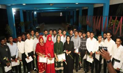 চুয়াডাঙ্গায় ১২০ টাকায় পু‌লি‌শে চাক‌রি পে‌লো ২৮ তরুণ-তরুণী