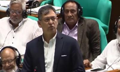 সীমান্তে কাঁটাতারের বেড়া  নির্মাণের উদ্যোগের কথা জানালেন স্বরাষ্ট্রমন্ত্রী