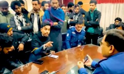 থানায় বসে ওসিকে হুমকি, বৈষম্যবিরোধী আন্দোলনের সেই নেতা আটক