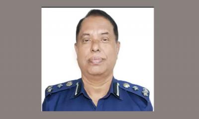 শ্যোন-অ্যারেস্টের নির্দেশনা প্রত্যাহার চেয়ে রাজশাহীর ডিআইজিকে আইনি নোটিশ