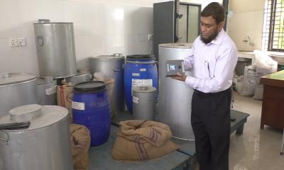 পোকা দমন কববে ‘গ্রেইন গার্ড’ ডিভাইস