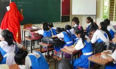 ইসলাম ধর্মের শিক্ষকের চেয়ে হিন্দু ধর্ম শিক্ষকের বেতন বেশি!