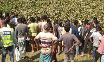 কচুরিপানায় ভাসছে যুবকের লাশ, এলাকায় চাঞ্চল্য