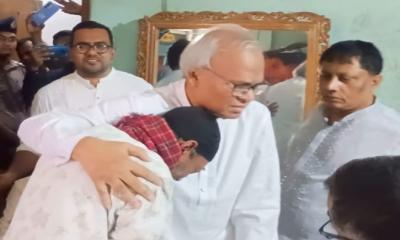 ঈদে প্রধানমন্ত্রীর পক্ষ থেকে রামিসার পরিবারের খোঁজ নিলেন রিজভী