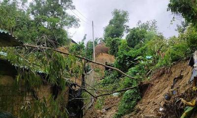 দুই জেলায় পাহাড়ধসে ৭ জনের মৃত্যু