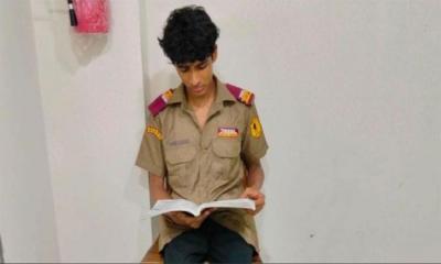 বাবাকে হারানোর শোক আর দায়িত্ব থামাতে পারেনি ইকনকে