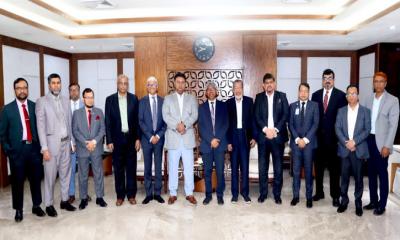 আবগারি শুল্ক বিষয়ে এনবিআর চেয়ারম্যানের সাথে আইবিসিএফ প্রতিনিধিদলের সাক্ষাৎ