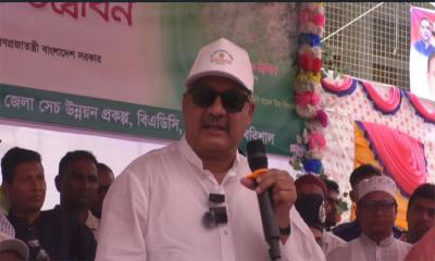 সরকার জবাবদিহিতার মধ্যে থাকতে চায়: তথ্যমন্ত্রী